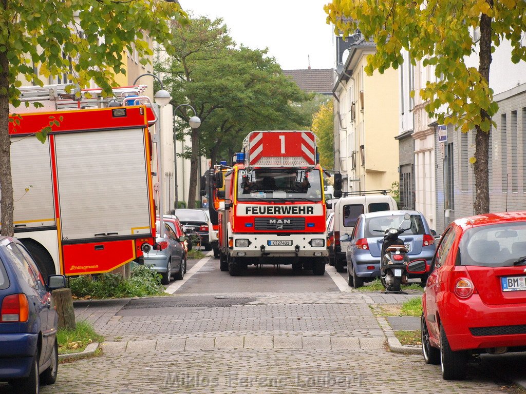 Feuer 2 Koeln Humbold Gremberg Wattstr P233.JPG